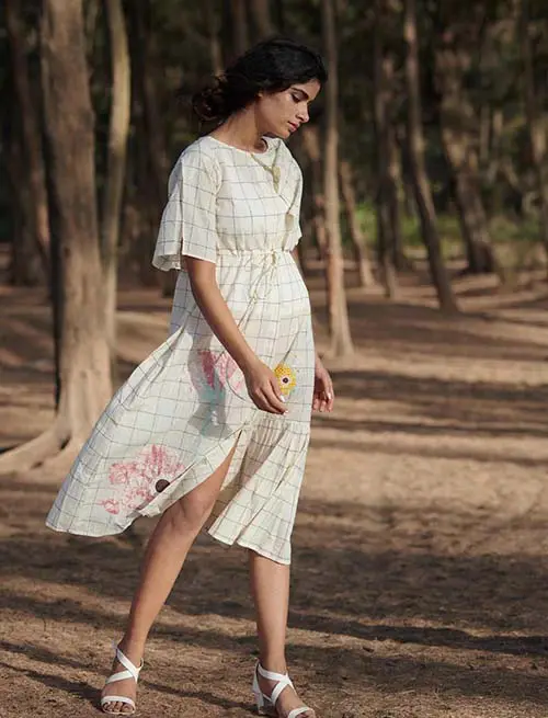 Off-White Checkered Embroidered Dress Off-White Checkered Embroidered Dress